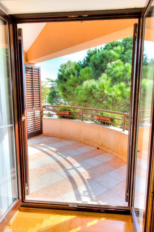 Apartment Josip 2011 Fažana Exterior foto